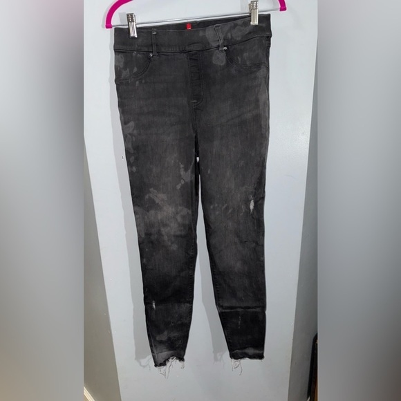 Spanx gray distressed jeans size large - Picture 1 of 8